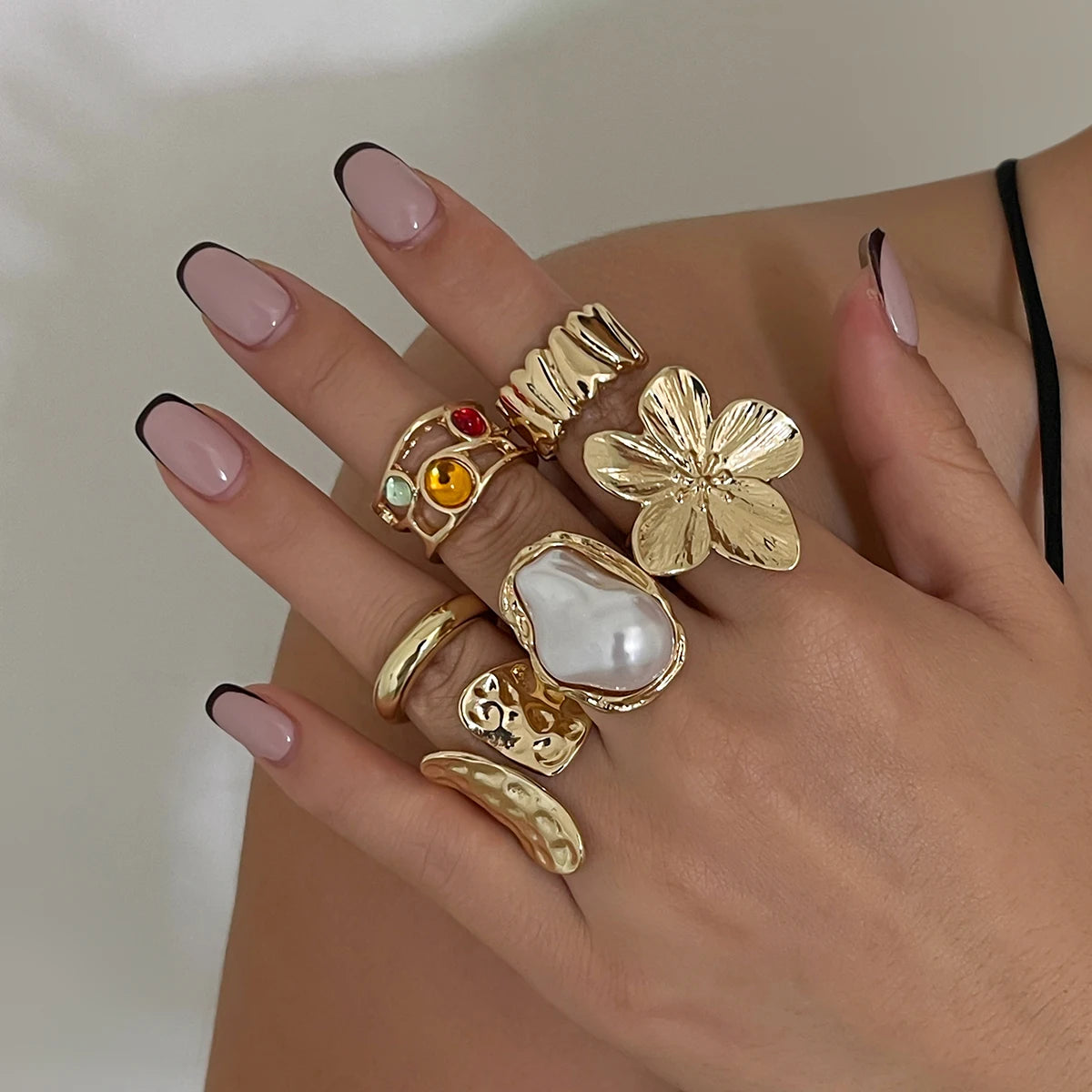 Petal Glow Statement Ring