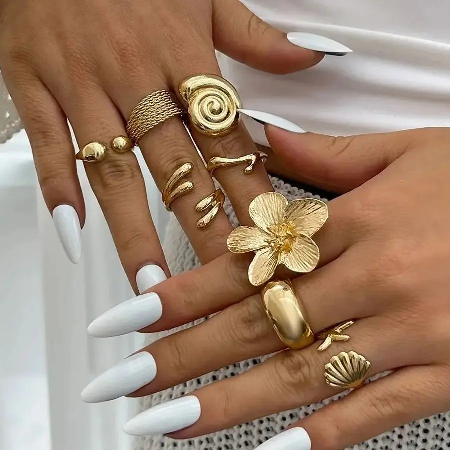 Vintage Petal Metal Ring Set